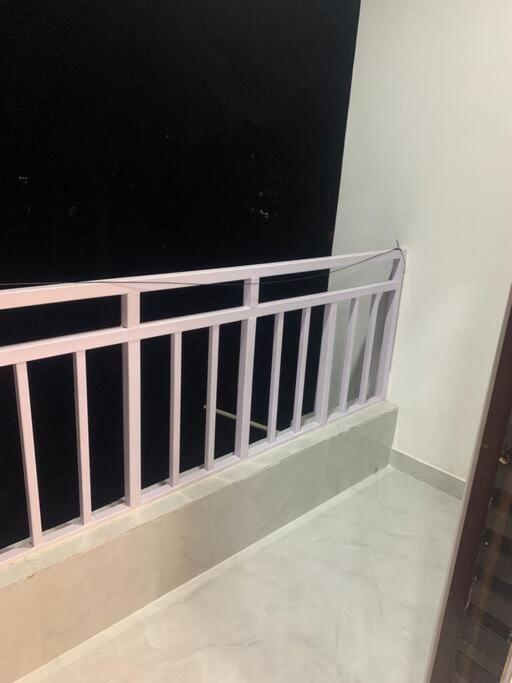 White Orchid, Unique & Stylish, Executive 2Bhk. Lägenhet Guwahati Exteriör bild